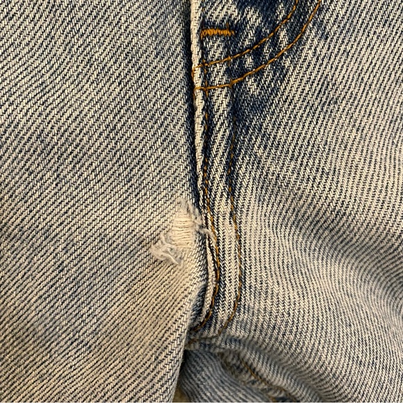 Vintage 2000s Levis 505 - Picture 5 of 5